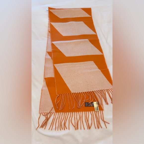 Hermes orange cashmere women’s casaque scarf - Picture 2 of 4